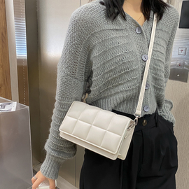 [GIRLS GOOB] Women's Baquette Embossed Shoulder Bag Tote Bag Handbag, China OEM